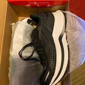 Saucony Endorphin Shift 2 (women’s size 8)